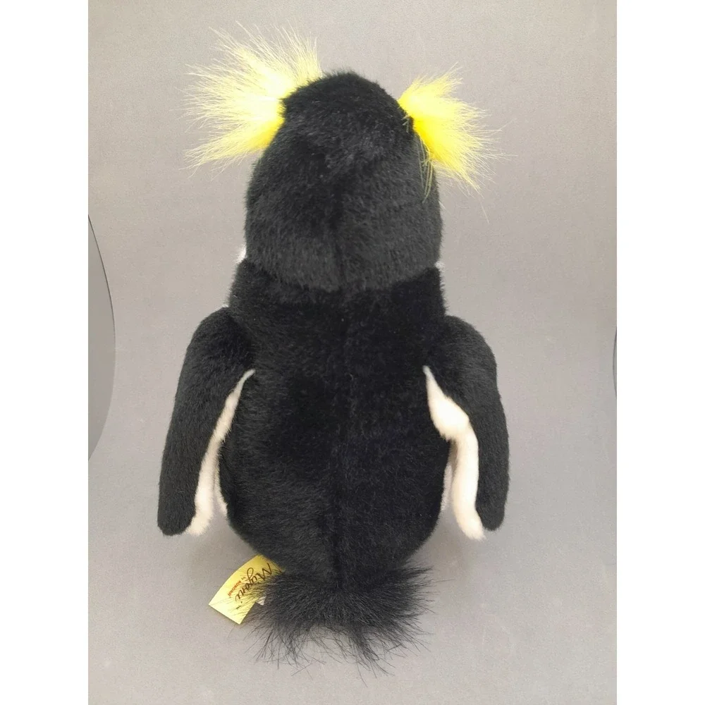 Aurora Miyoni Crested Penguin 🐧 8